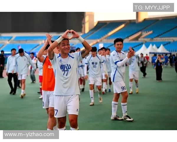 河南业余足球联赛热潮来袭球迷激情四溢展现地方足球魅力与活力